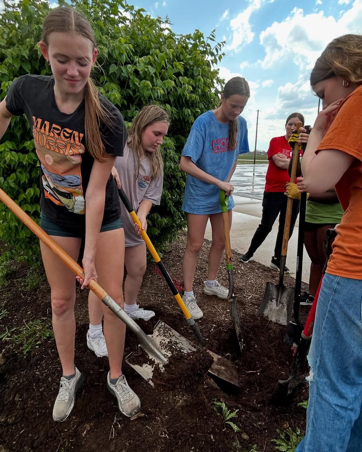 Earth Day Planting 24 25 4